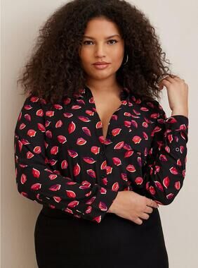 Torrid Lizzie Georgette Lips Kissing Button Up Long Sleeve Top Blouse Size 1X